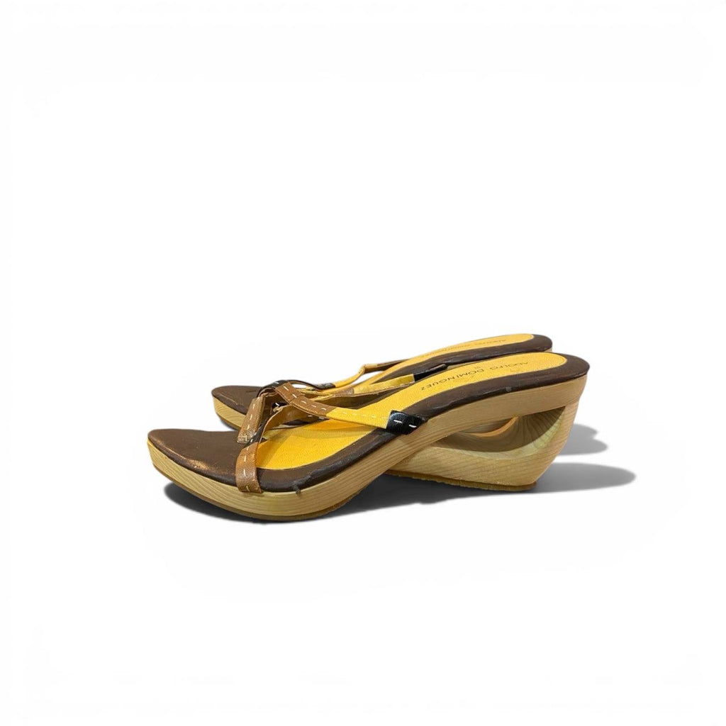 Sandalias con tacón tipo sueco
