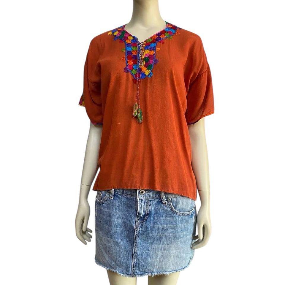 Blusa artesana tejida a mano
