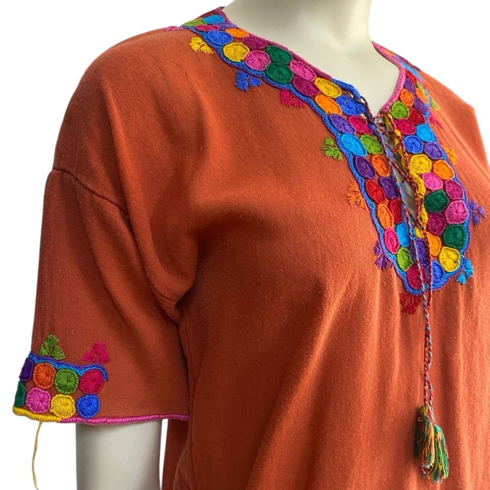 Blusa artesana tejida a mano