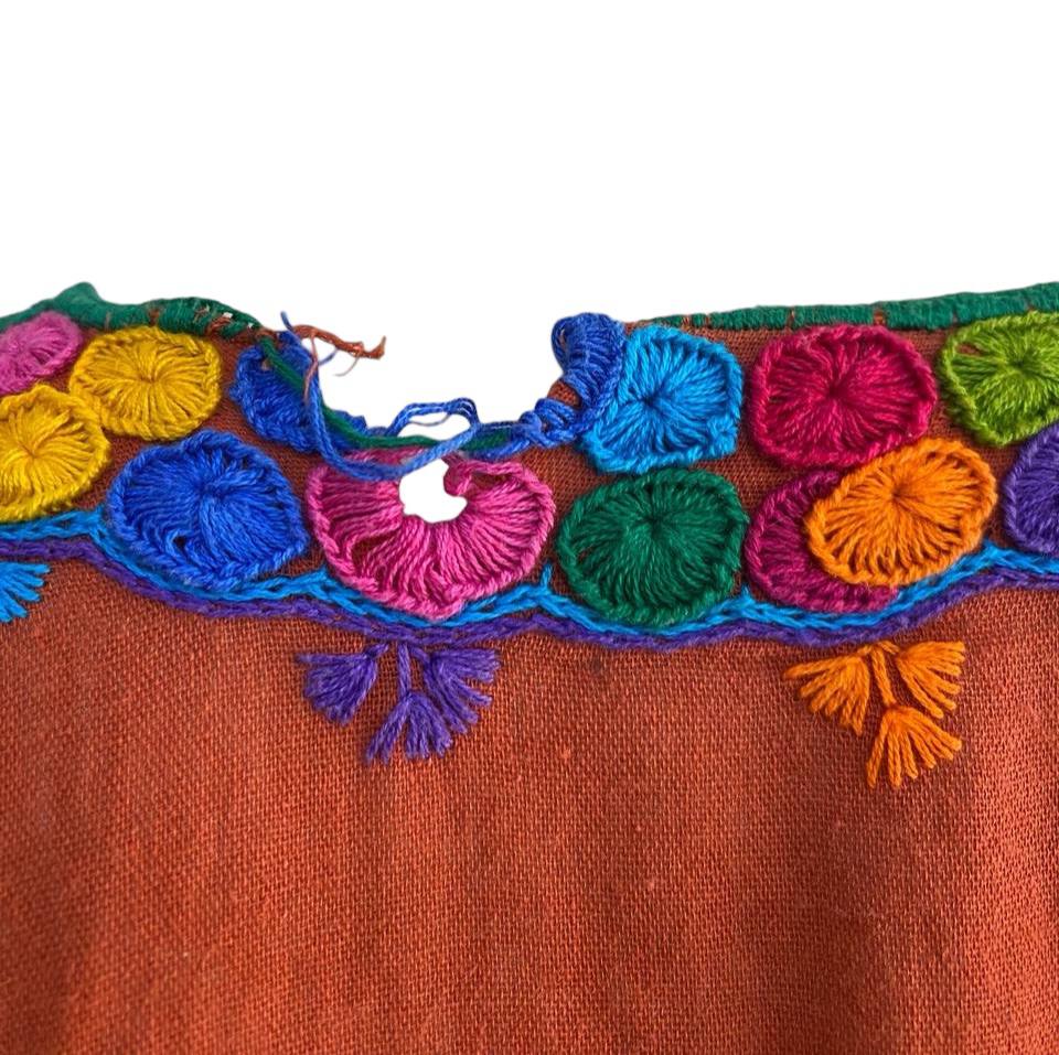 Blusa artesana tejida a mano