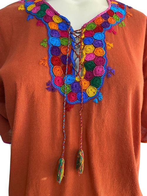 Blusa artesana tejida a mano
