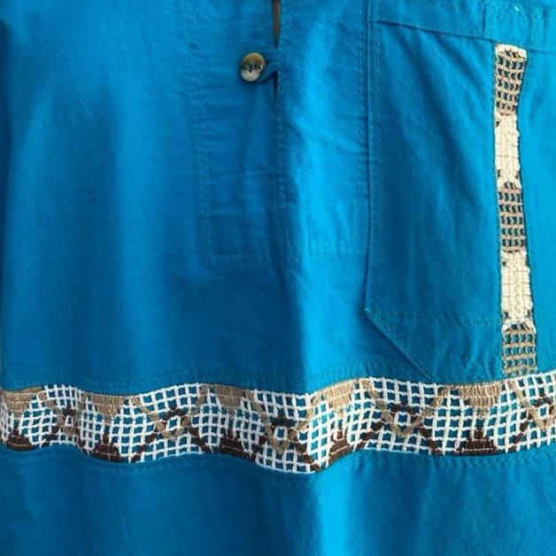 Camisa de manta con tejido