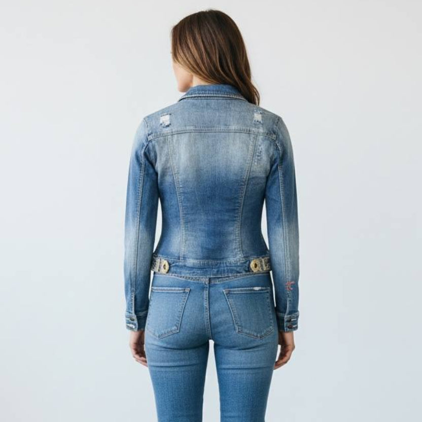 Chaqueta de mezclilla con bordado