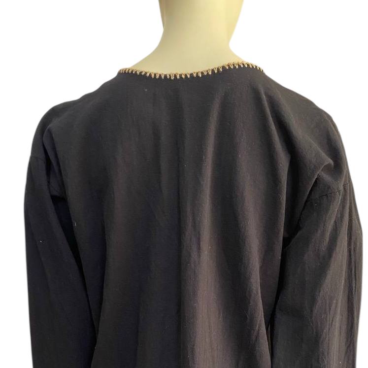 Blusa tradicional mexicana bordada negro / dorado