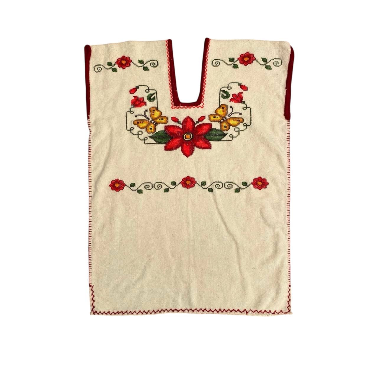 Blusa artesanal con tejido tradicional a mano