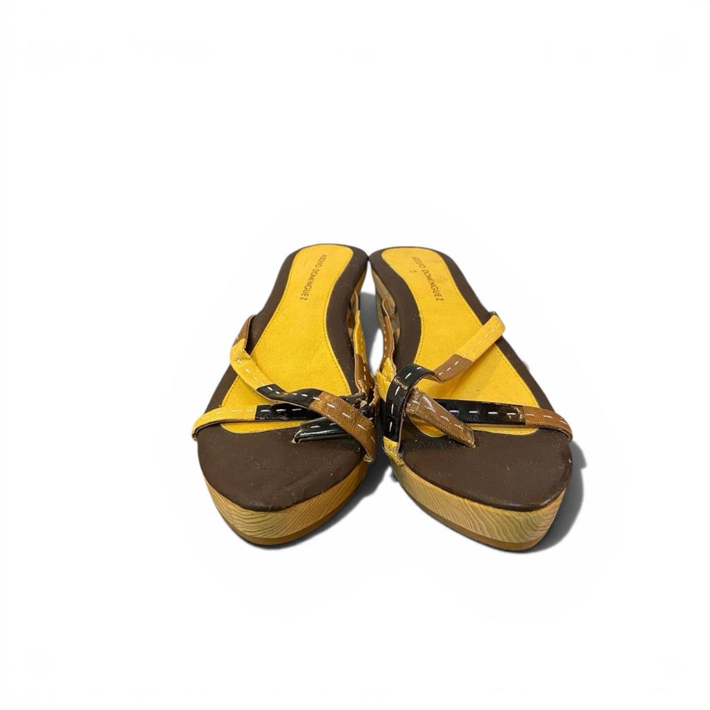 Sandalias con tacón tipo sueco