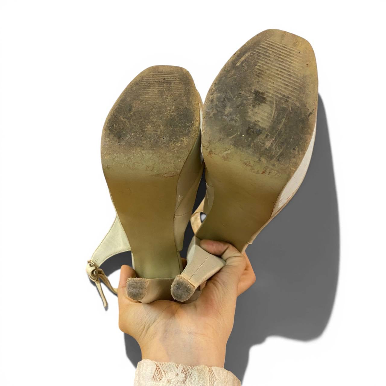 Sandalias de tacón alto con plataforma