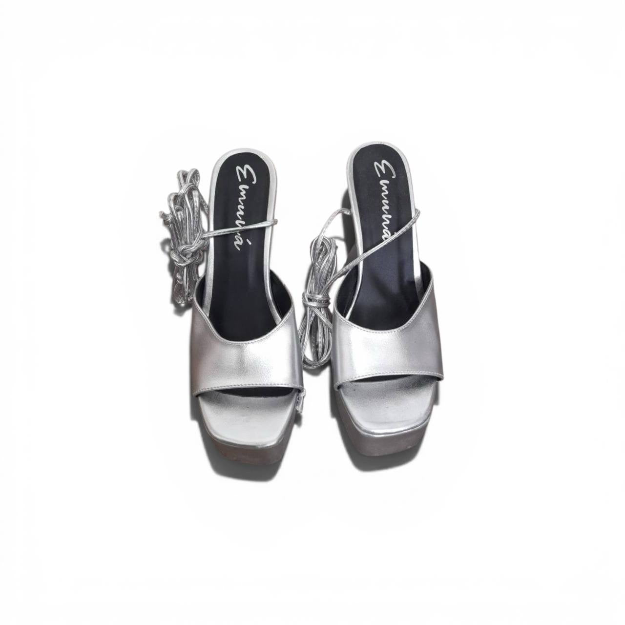 Sandalias tipo retro de tacón con plataforma