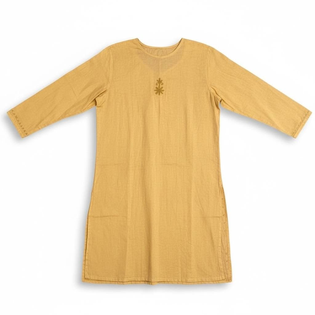 Kurta tradicional de la India con tejido artesanal a mano