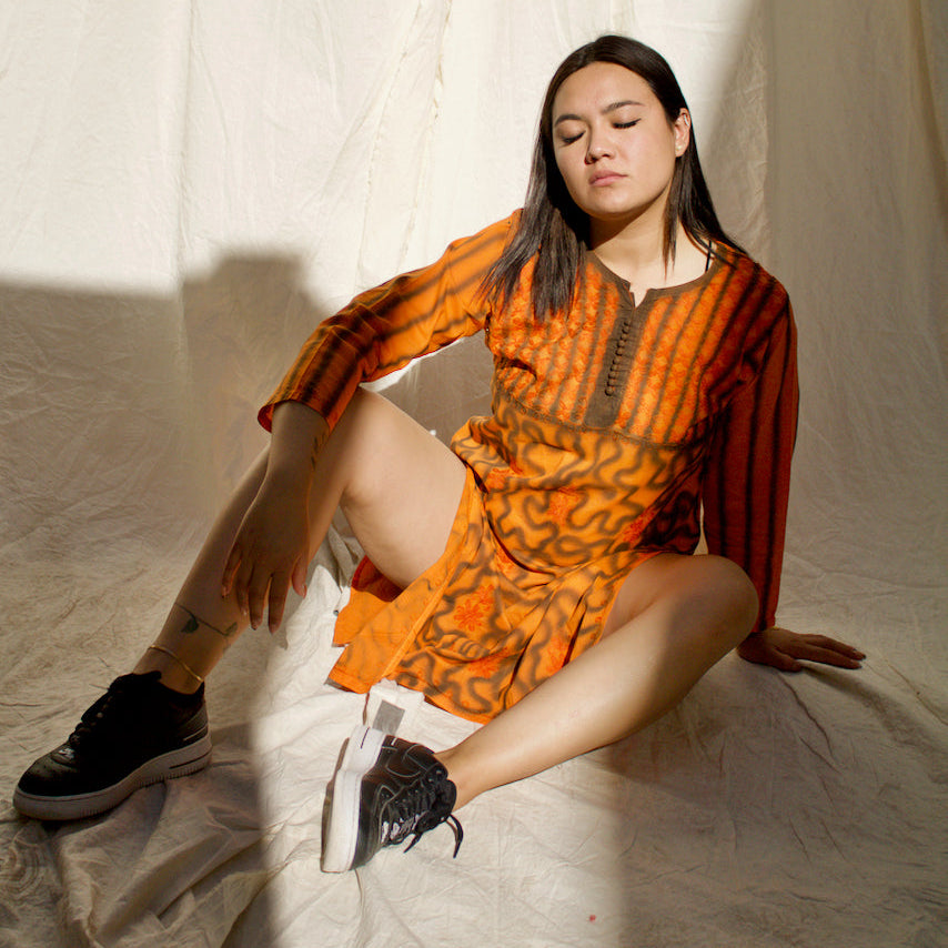Kurta Tradicional de la India con tejido artesanal a mano