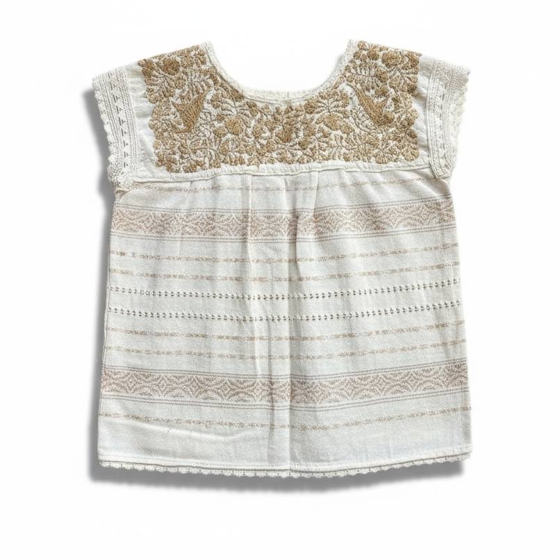 Blusa artesanal bordada a mano