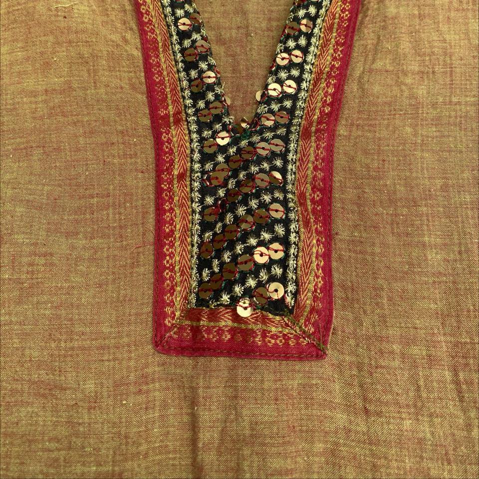 Kurta tradicional India sencilla