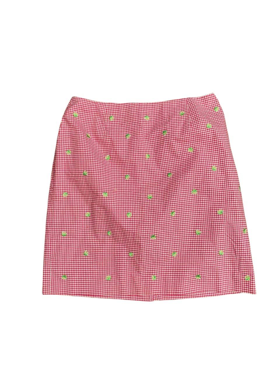 Falda con bordado a maquina