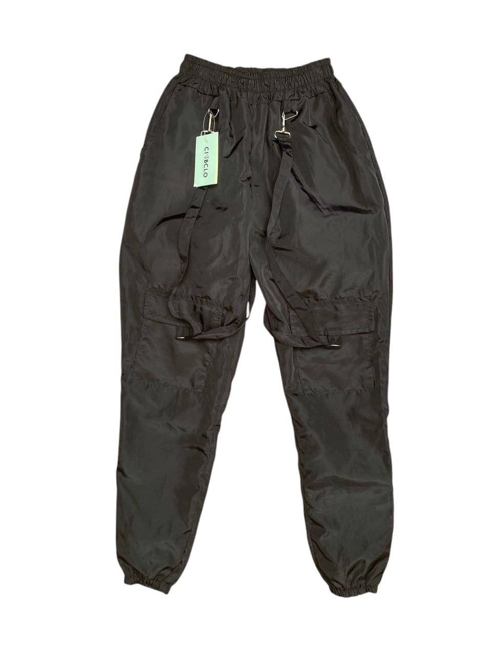 Pantalón cargo